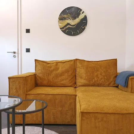 Petra Apartment *
